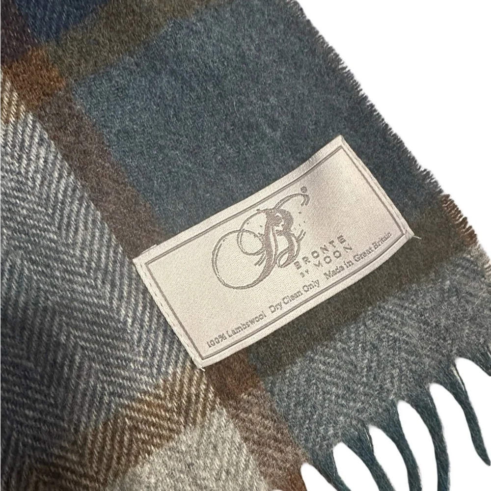 Classic Checkered Men's Scarf